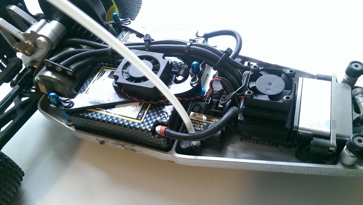 Buggy Kyosho Vega Rb5 billede 7