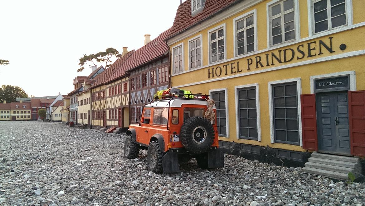 Off-Roader Axial SCX10 - Defender 90 [Ophugget] - Juli 2014: Lidt fra Køge Miniby billede 2