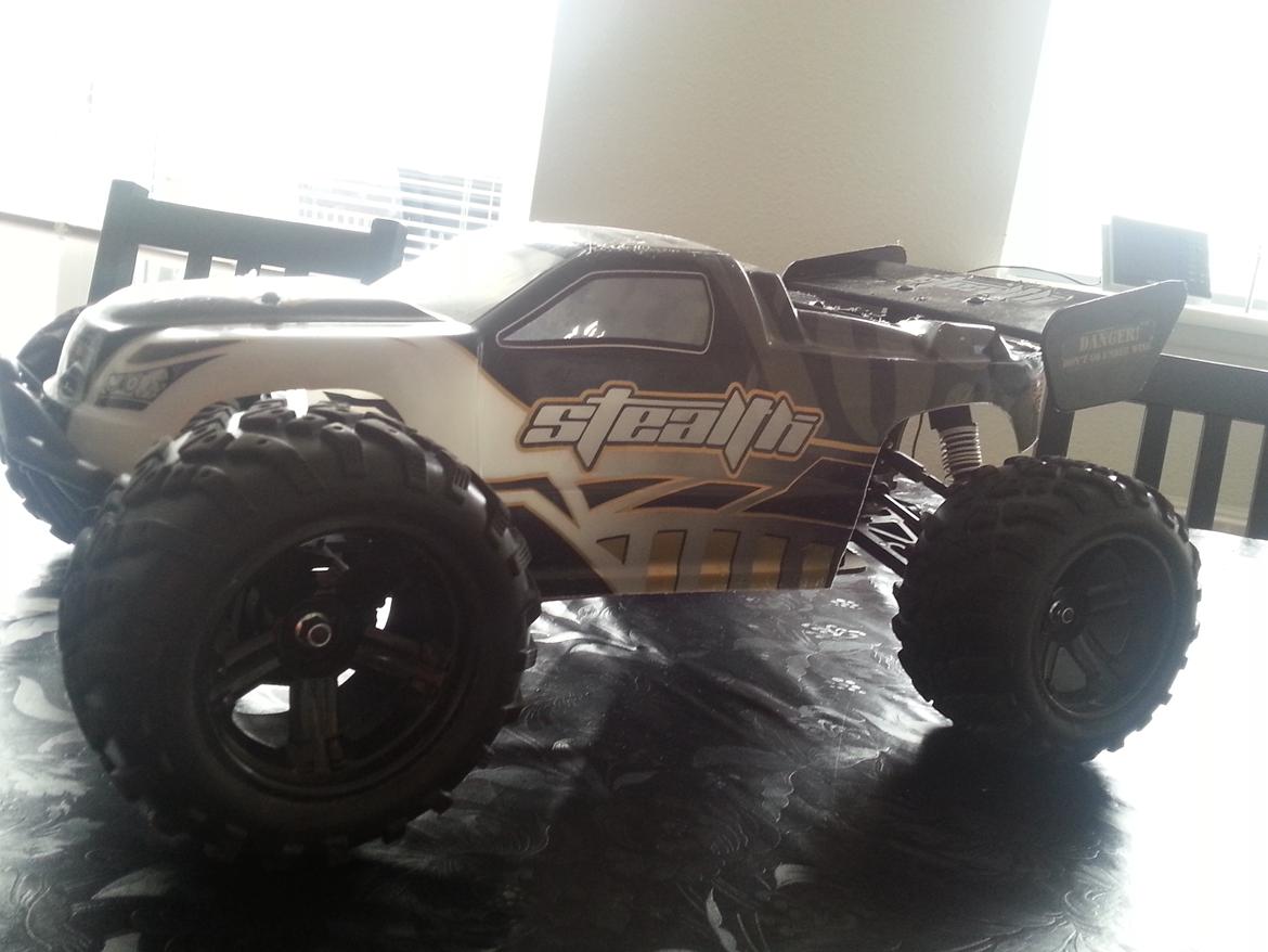 Off-Roader Stealth X09 Truggy Brushless billede 6