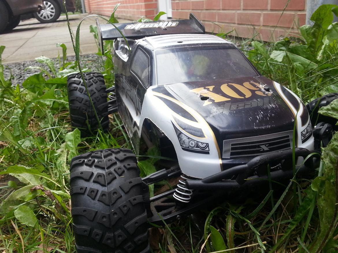 Off-Roader Stealth X09 Truggy Brushless billede 1