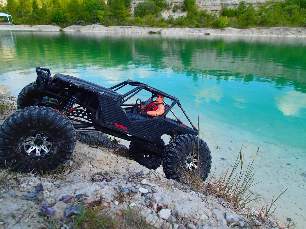 Off-Roader Axial Wraith Red Bull billede 5
