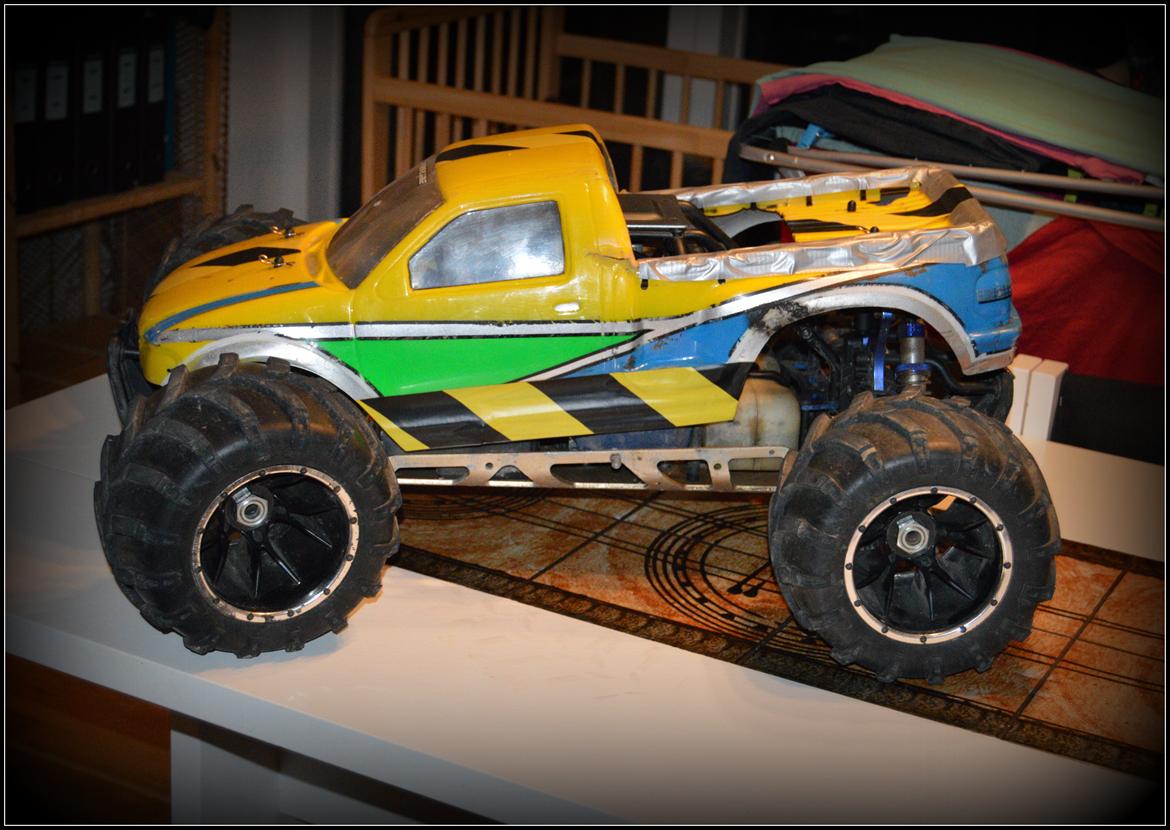 Truck HIMOTO MEGAP MXT-5 OFF-ROAD MONSTER 30 ccm 4WD billede 3