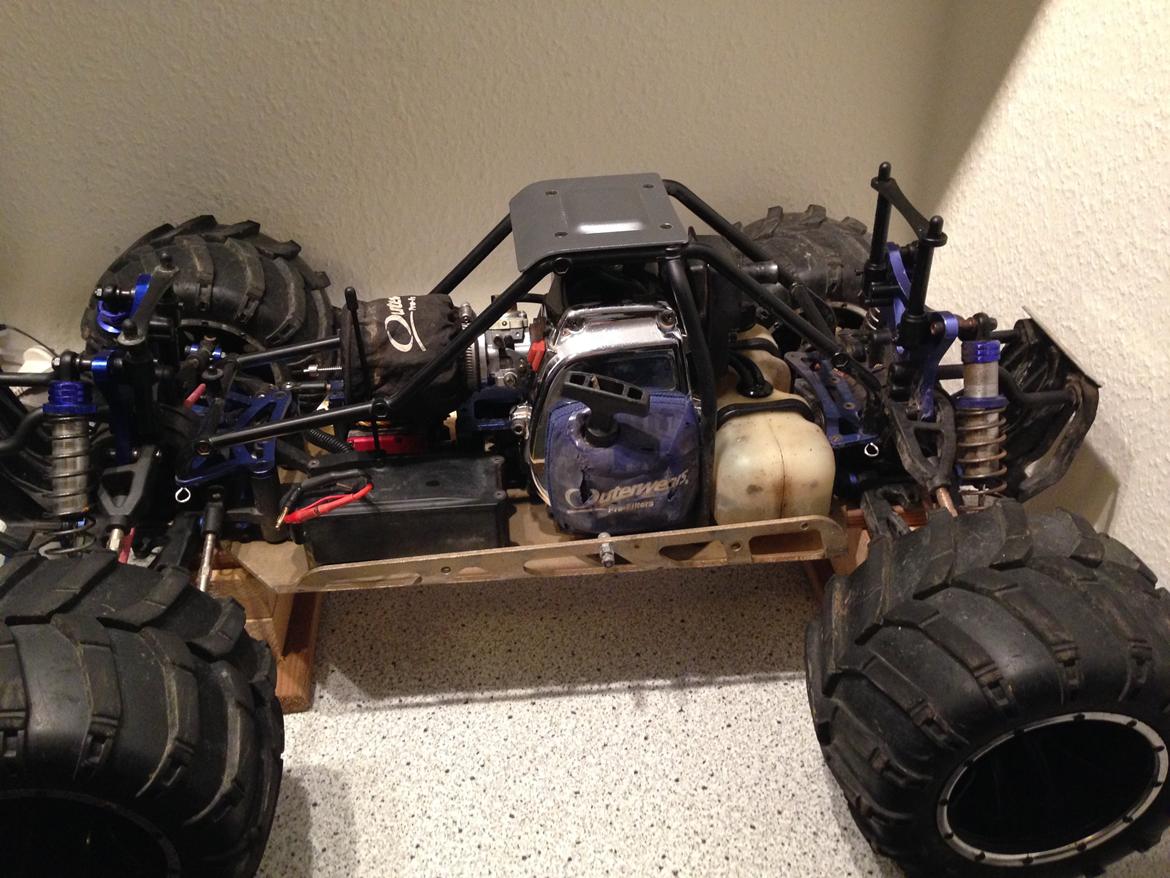 Truck HIMOTO MEGAP MXT-5 OFF-ROAD MONSTER 30 ccm 4WD billede 10