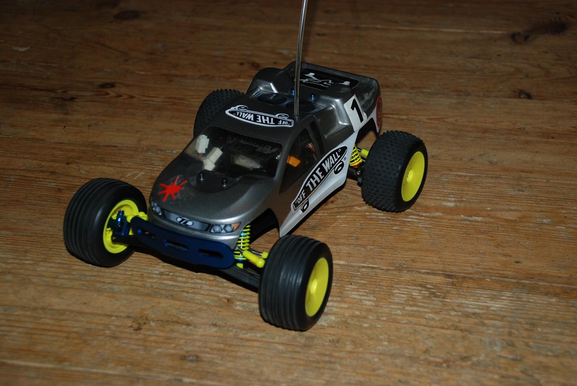 Buggy Team Losi Mini T billede 1