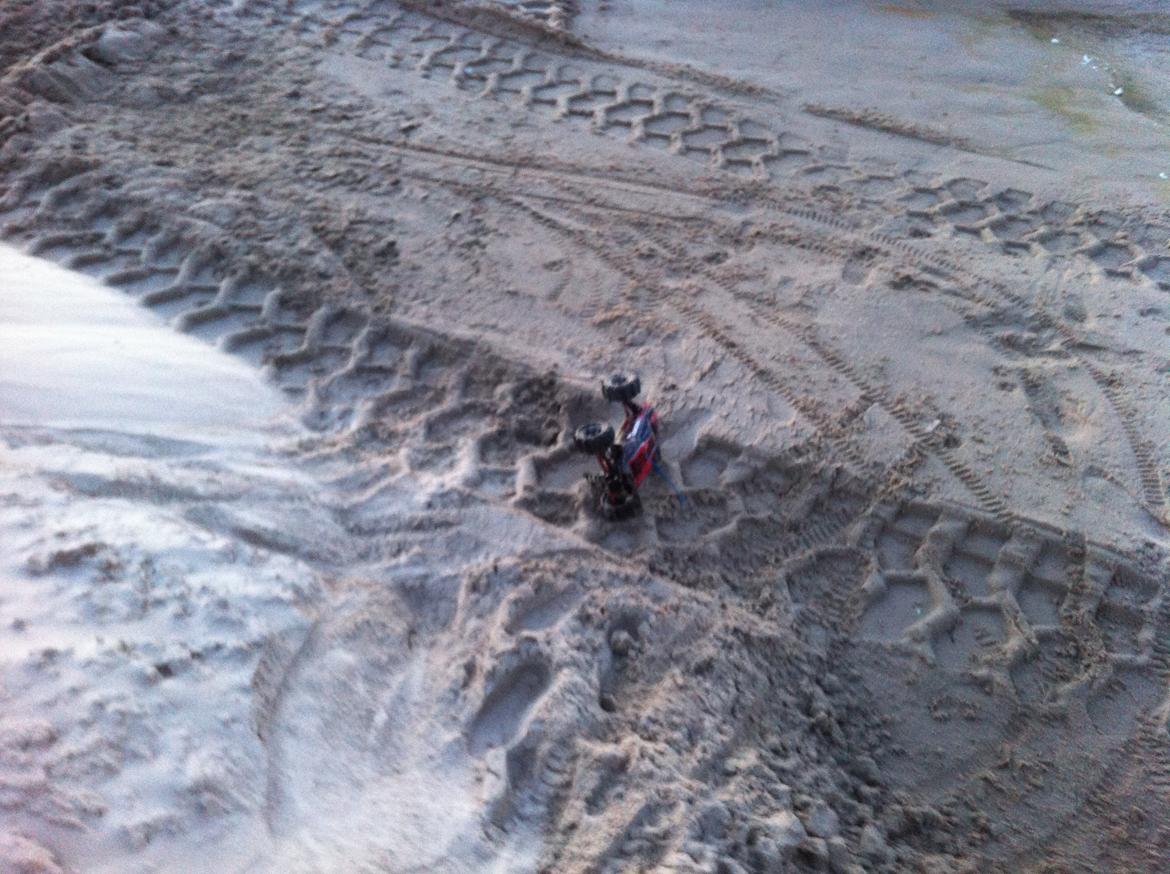 Off-Roader E-revo 1/16 vxl - Stranden og bashe billede 15