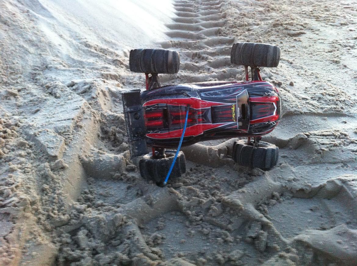Off-Roader E-revo 1/16 vxl - Stranden og bashe billede 16