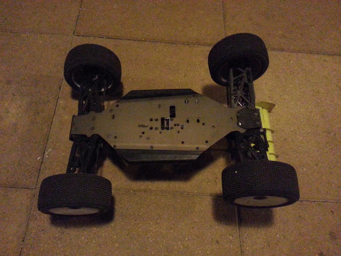 Buggy Hong Nor X2 CRT Truggy billede 7