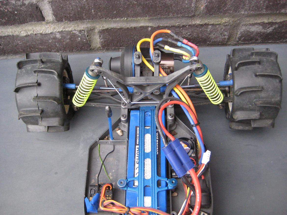 Bil Team Associated RC10T4 billede 5