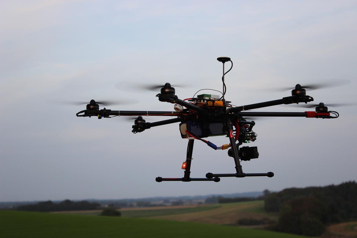 Multirotor Tarot Ironman FY680C1 800 class [Brændt] - In flight.  billede 9