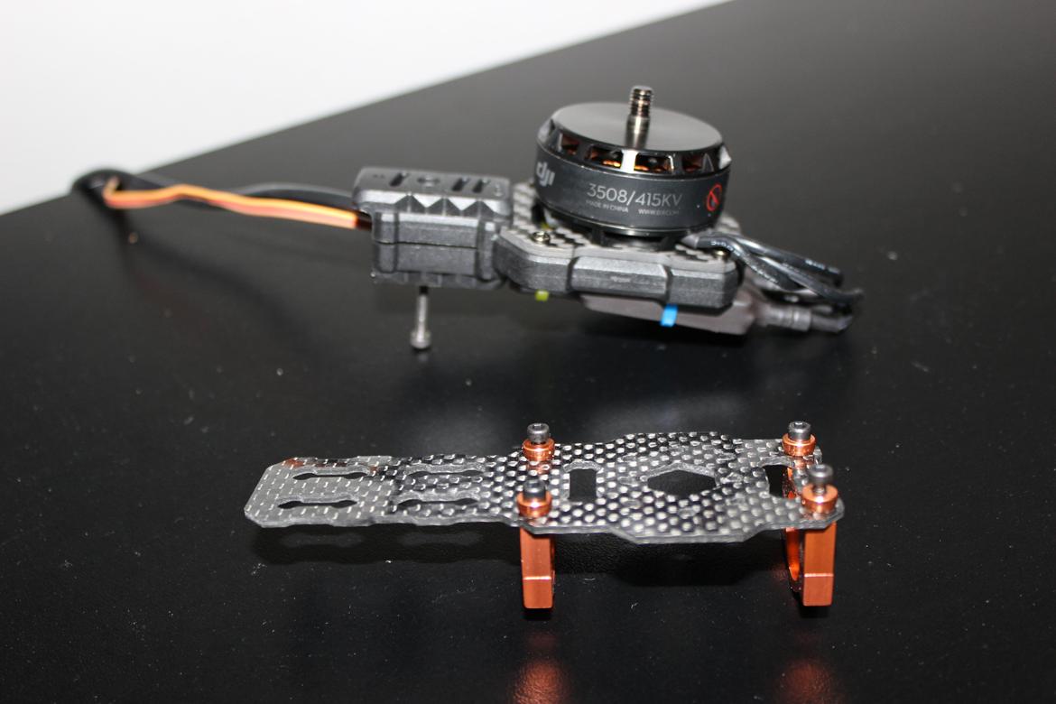 Multirotor Tarot Ironman FY680C1 800 class [Brændt] - Motormount fra FY680C1 øverst, og en tidligere version nederst billede 19