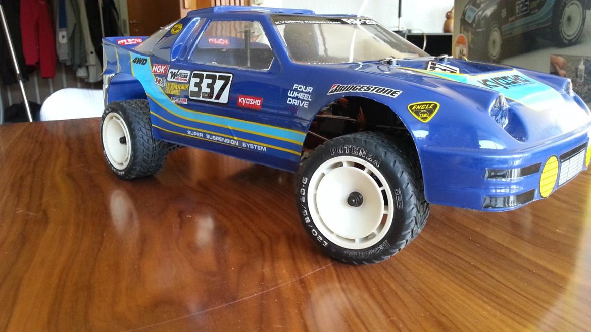 Off-Roader Kyosho Ford RS-200 kit no. 3013 billede 10