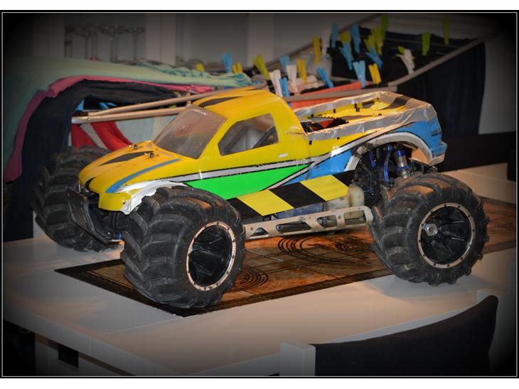 Truck HIMOTO MEGAP MXT-5 OFF-ROAD MONSTER 30 ccm 4WD billede 1