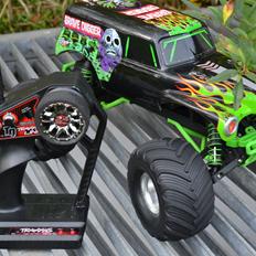 Off-Roader Traxxas Monster Jam Gravedigger