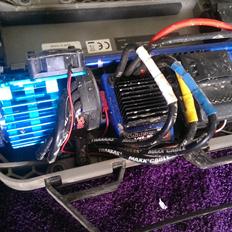 Off-Roader slash 4*4 platinum