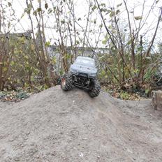 Off-Roader Tamiya CR-01 "Honcho"