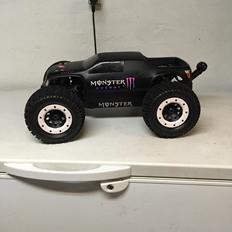 Off-Roader Thunder tiger mt4 g3