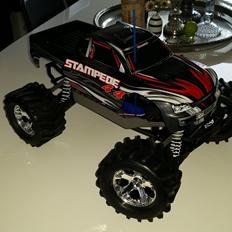 Truck traxxas stampede 4x4