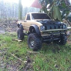 Off-Roader Axial SCX10 Hilux