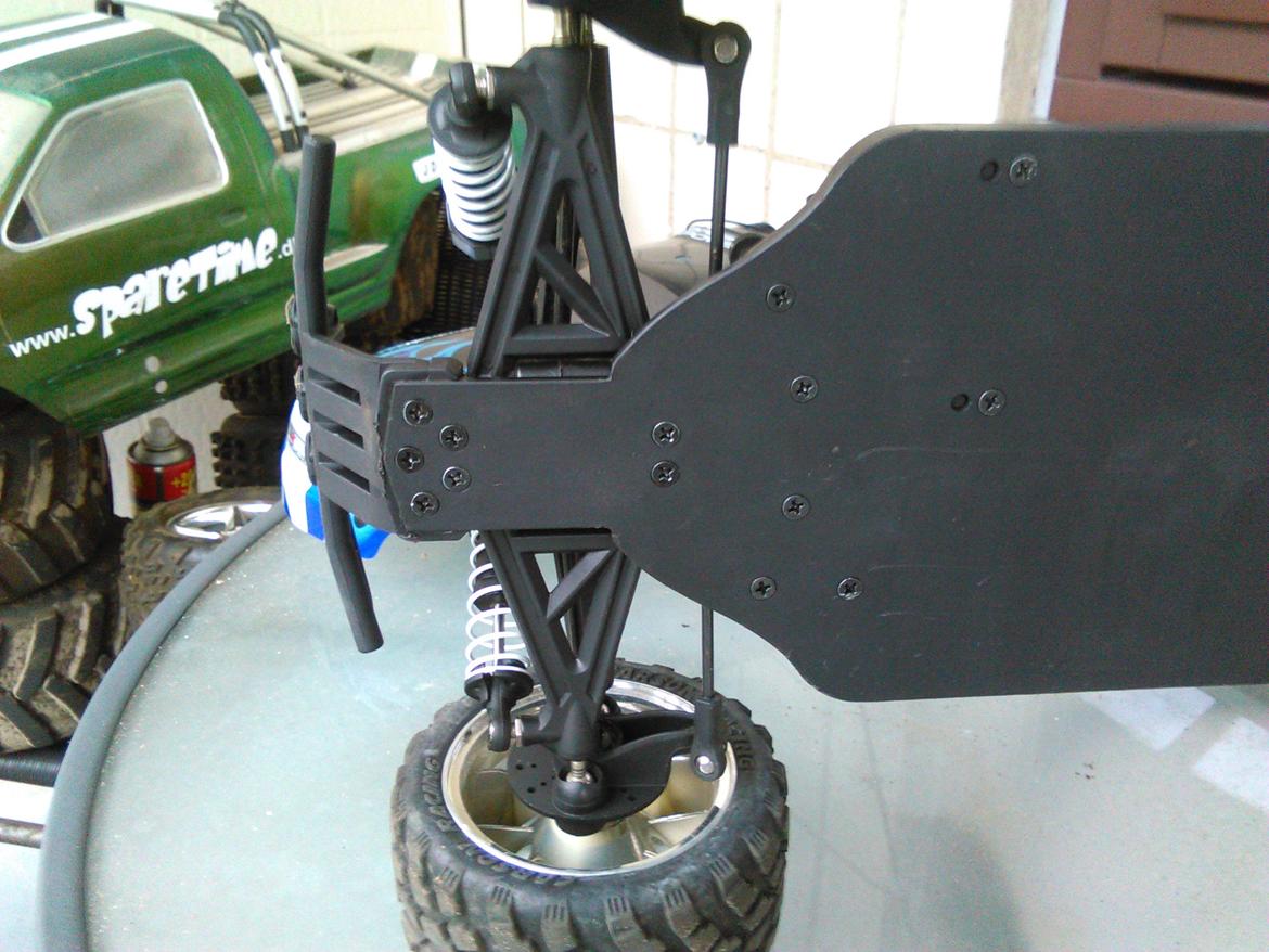 Off-Roader Carson E-Crasher Brushless billede 17