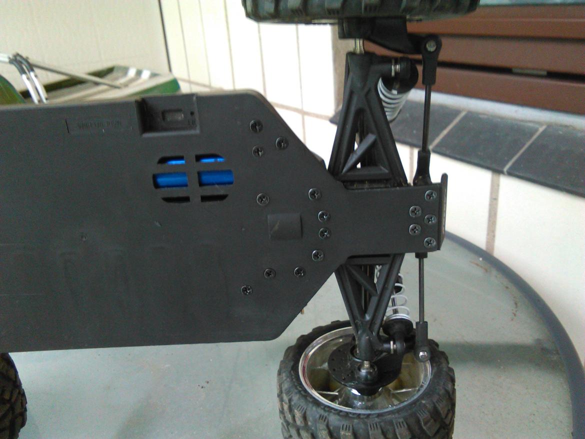 Off-Roader Carson E-Crasher Brushless billede 18