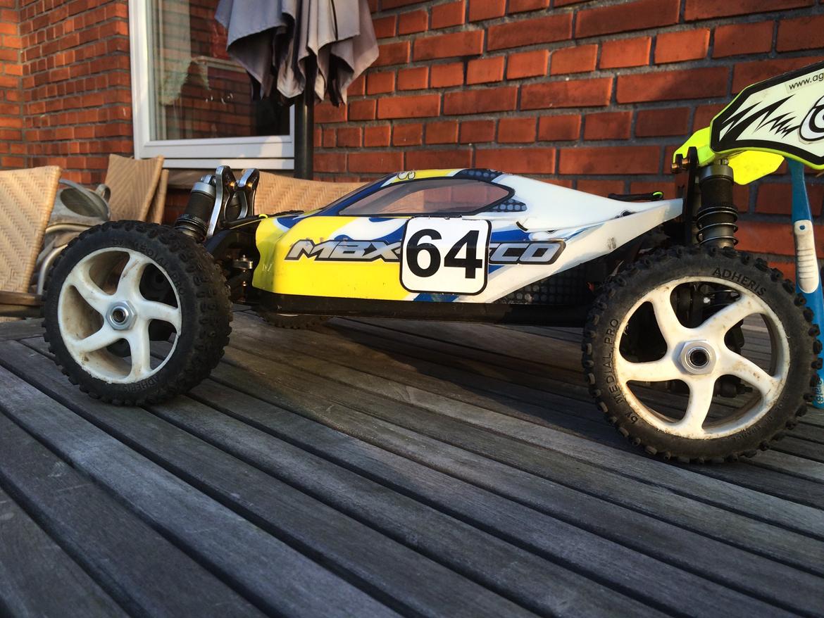 Buggy Mugen MBX6 Tekno V4 brushless billede 11