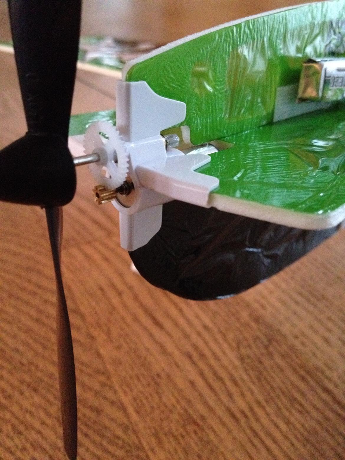 Fly E-Flite UMX AS3Xtra R.I.P - Motor og gear billede 6