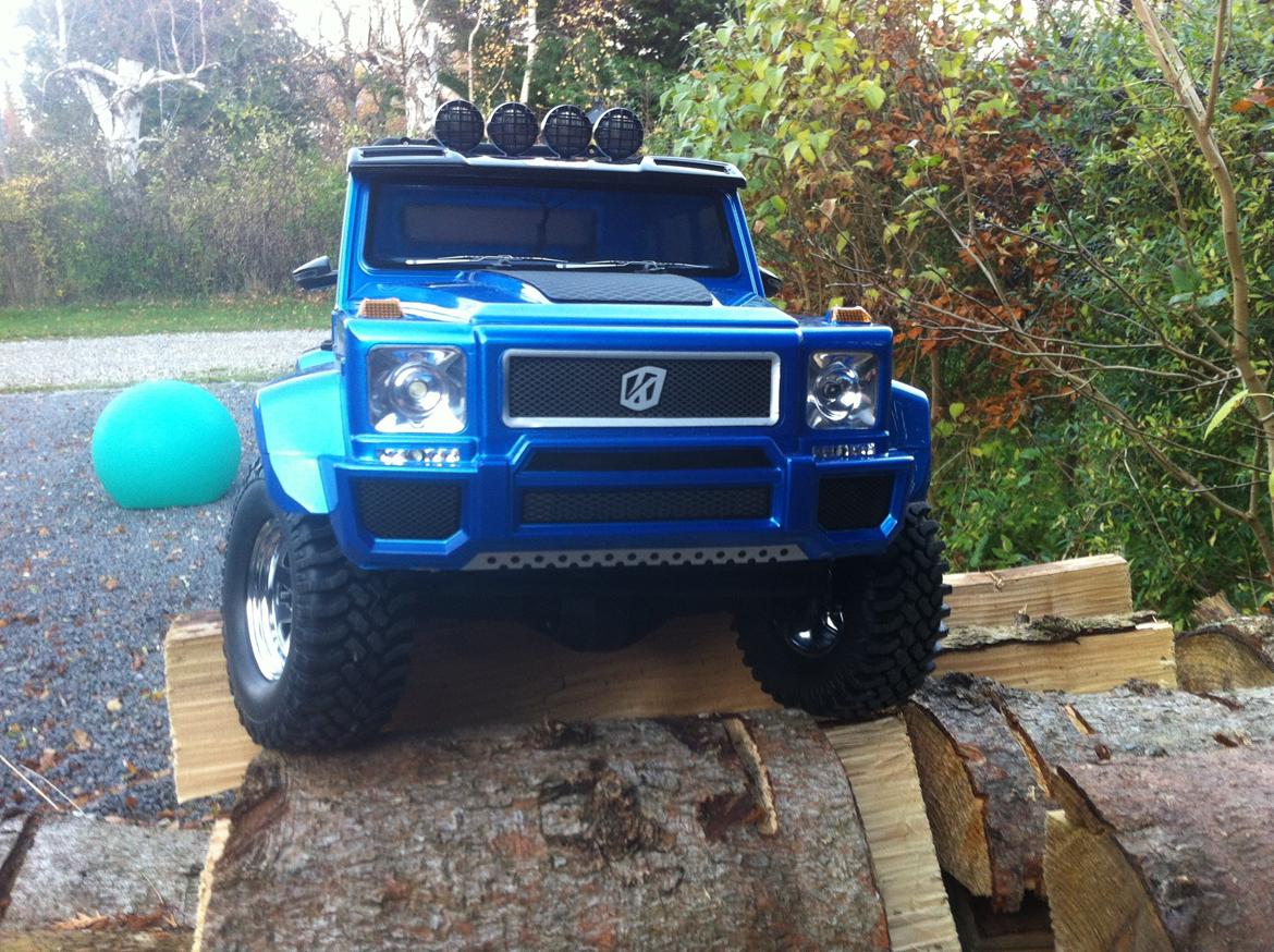 Bil Axial SCX10 Horri (Red) Bull billede 3