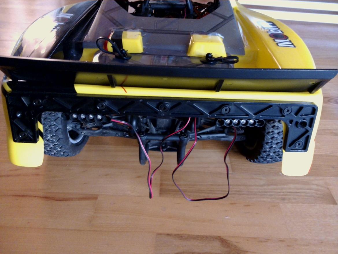 Bil HPI Baja 5t Flux billede 4