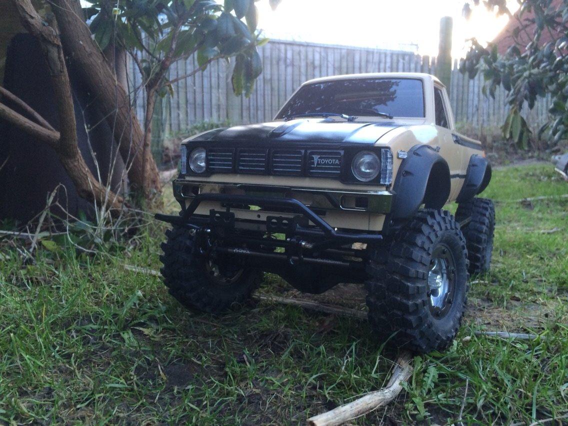 Off-Roader Axial SCX10 Hilux billede 8