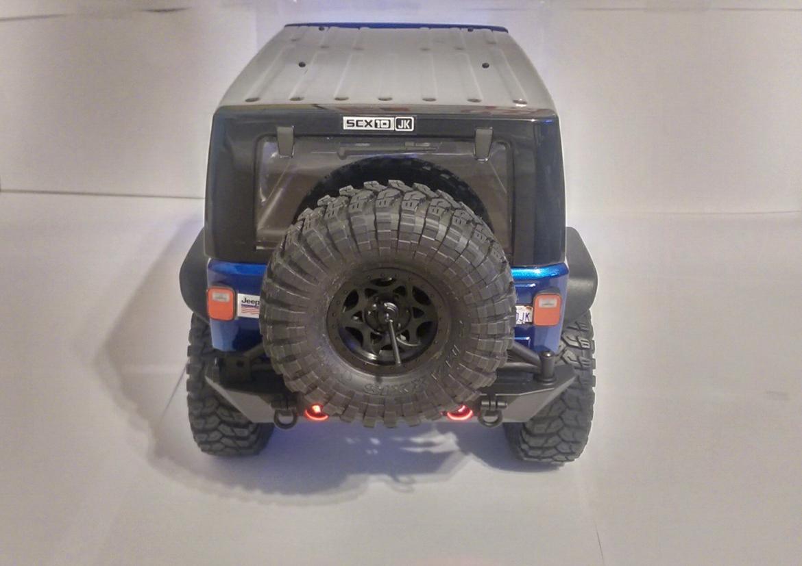 Bil AXIAL SCX10 JeeP Wrangler Unlimited Rubicon KIT billede 5