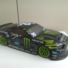 Bil HPI E-10 Drift Vaughn Gittin Jr.
