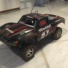 Bil Traxxas slayer
