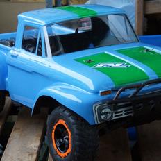 Bil traxxas slash 2WD
