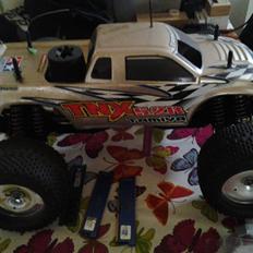 Truck tamiya TNX5.2r
