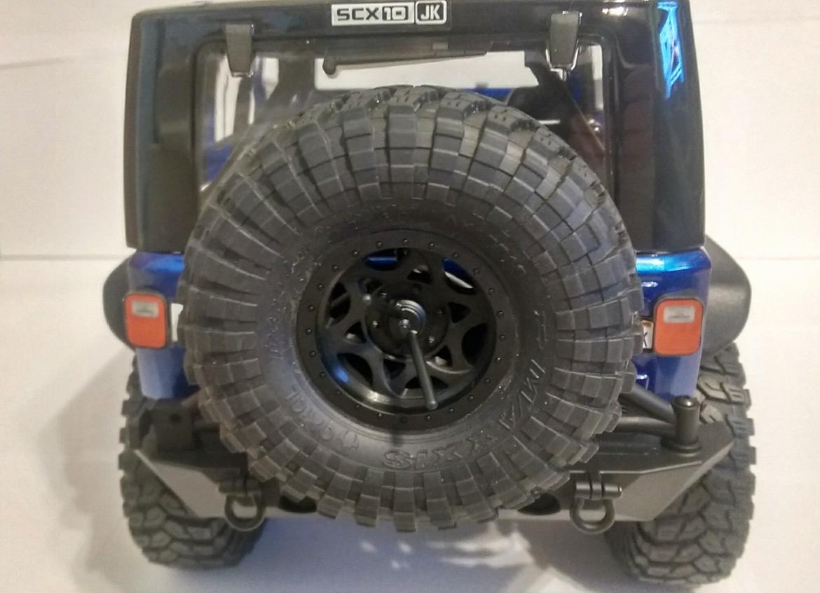 Bil AXIAL SCX10 JeeP Wrangler Unlimited Rubicon KIT billede 13