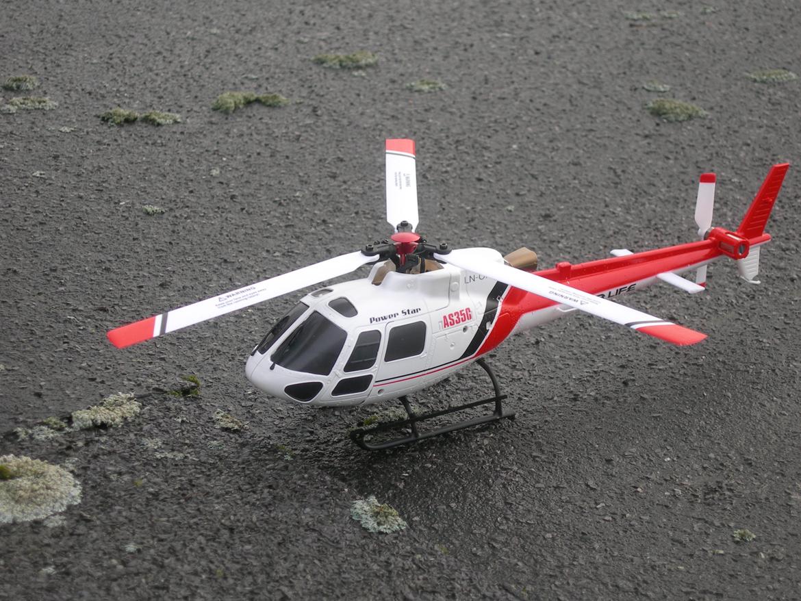 Helikopter AS350 (v931 fra WL Toys) billede 3
