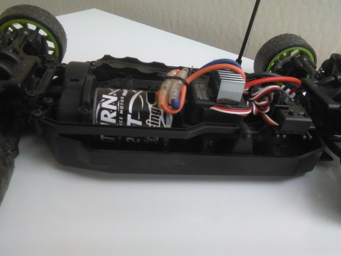 Bil HPI E-10 Drift Vaughn Gittin Jr. billede 20