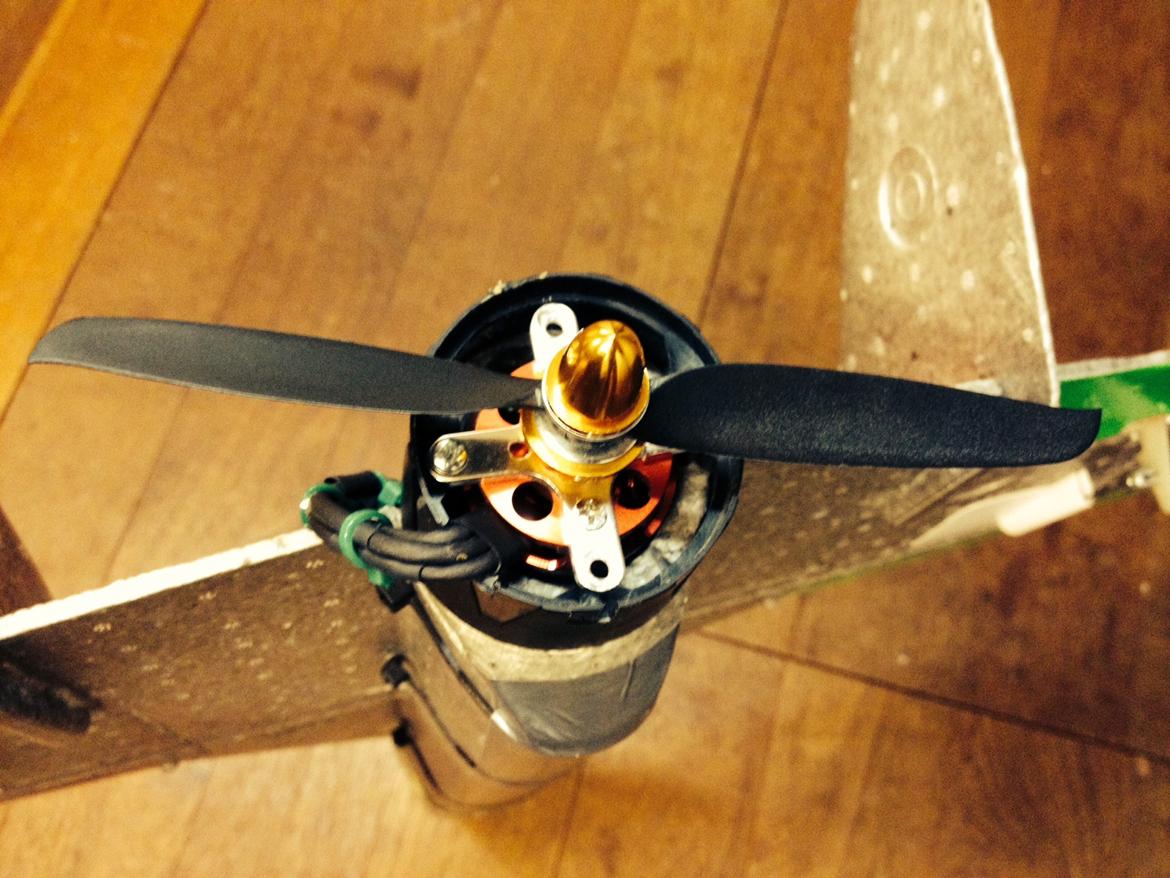 Fly Funjet Ultra 6 s Lipo R.I.P - Der er godt med power i den her motor den er sgu' også rimlig stor billede 19