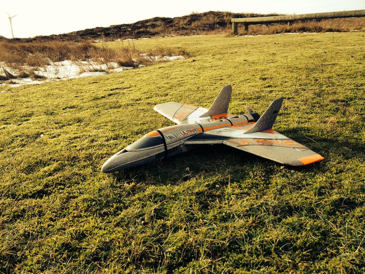 Fly Funjet Ultra 6 s Lipo R.I.P - Landet efter første tur d. 6-2-2015 billede 2