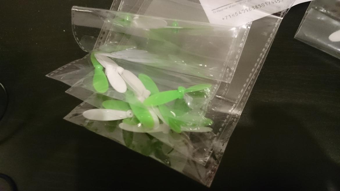 Multirotor Hubsan X4 H107L - masser af propeller! billede 7