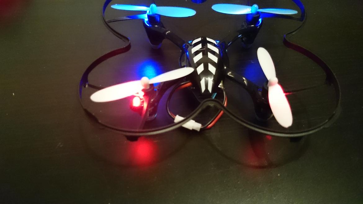 Multirotor Hubsan X4 H107L - RØD LYS billede 11