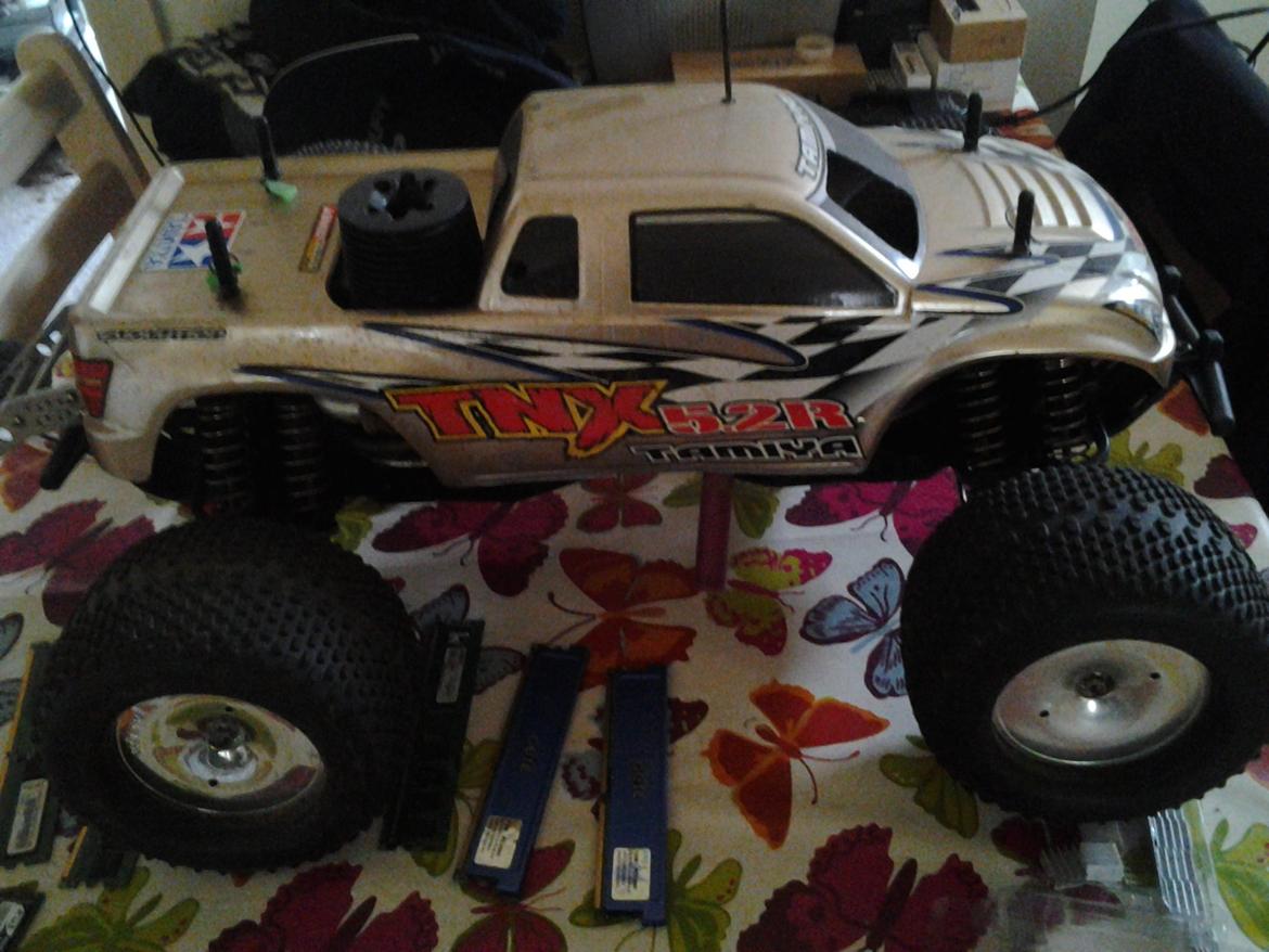 Truck tamiya TNX5.2r billede 1