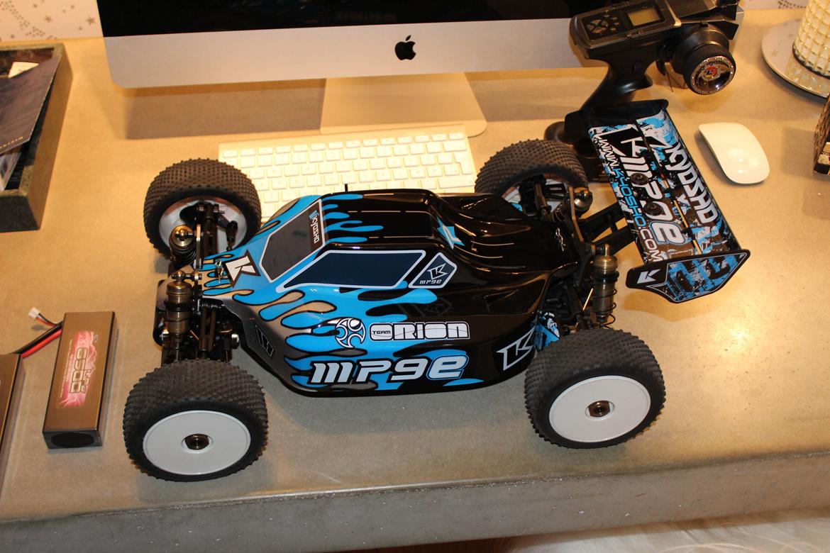 Buggy Kyosho Inferno MP9e - TKI billede 13