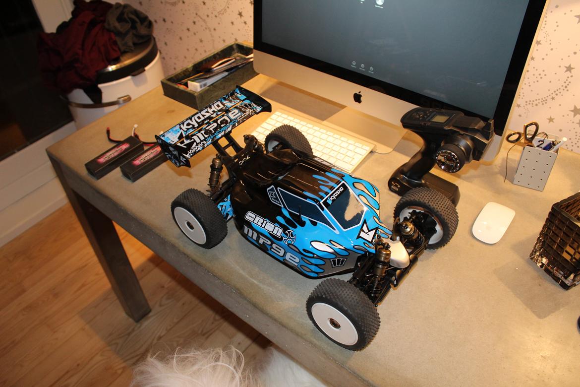 Buggy Kyosho Inferno MP9e - TKI billede 14