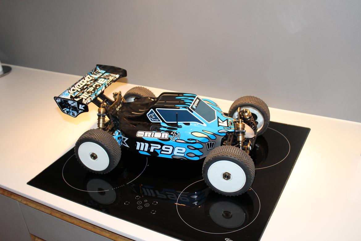 Buggy Kyosho Inferno MP9e - TKI billede 16