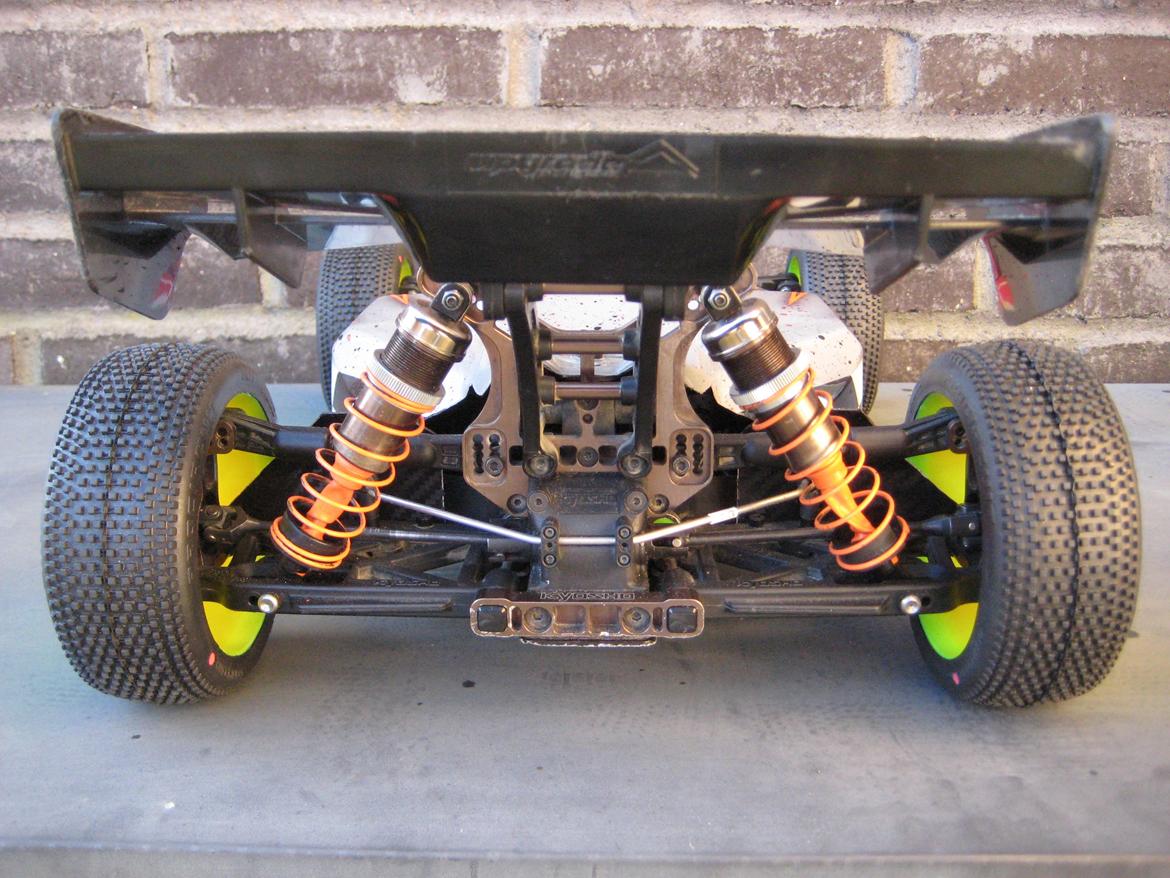 Buggy Kyosho MP9e TKI billede 5
