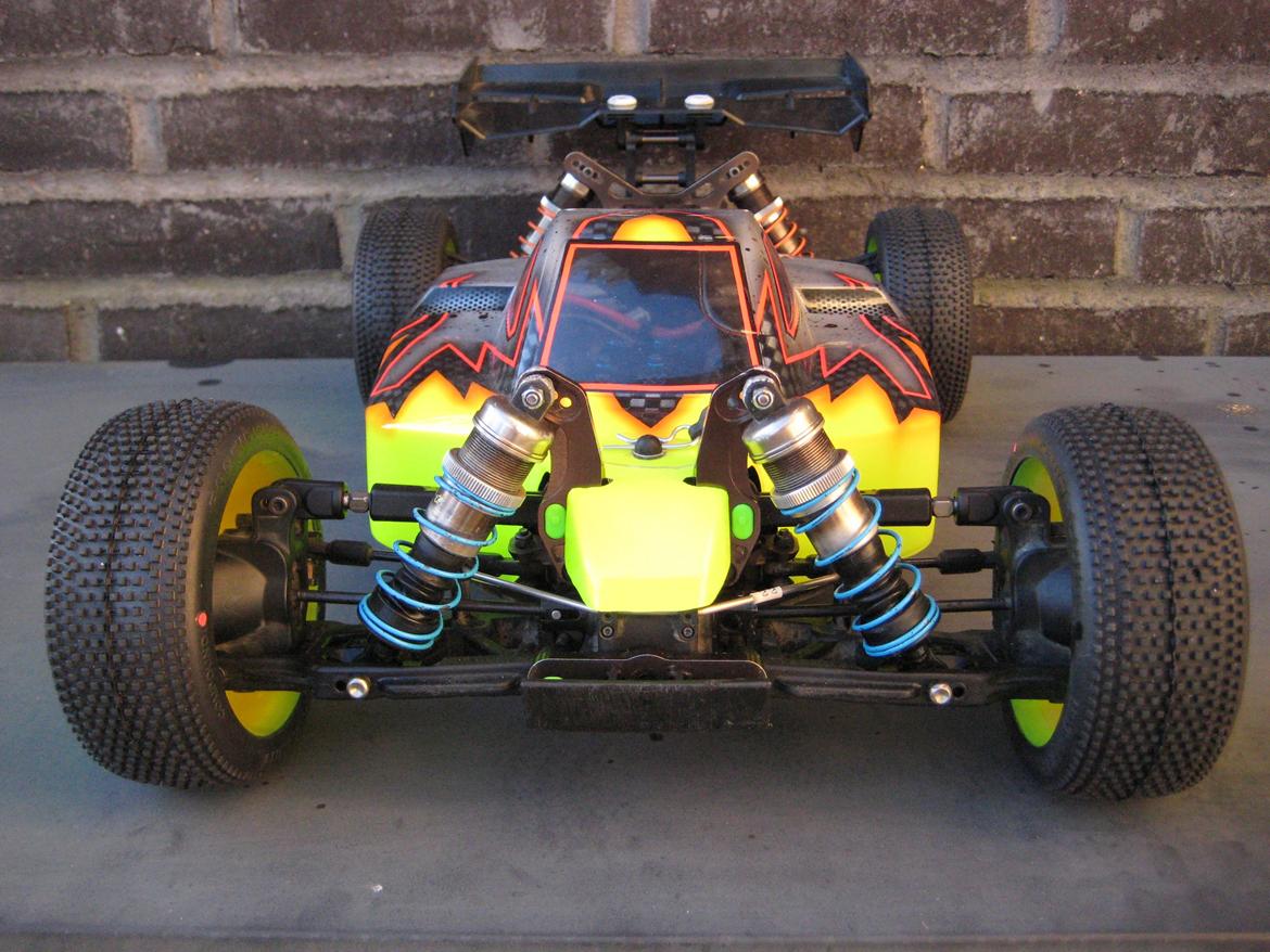 Buggy Kyosho MP9e TKI billede 4