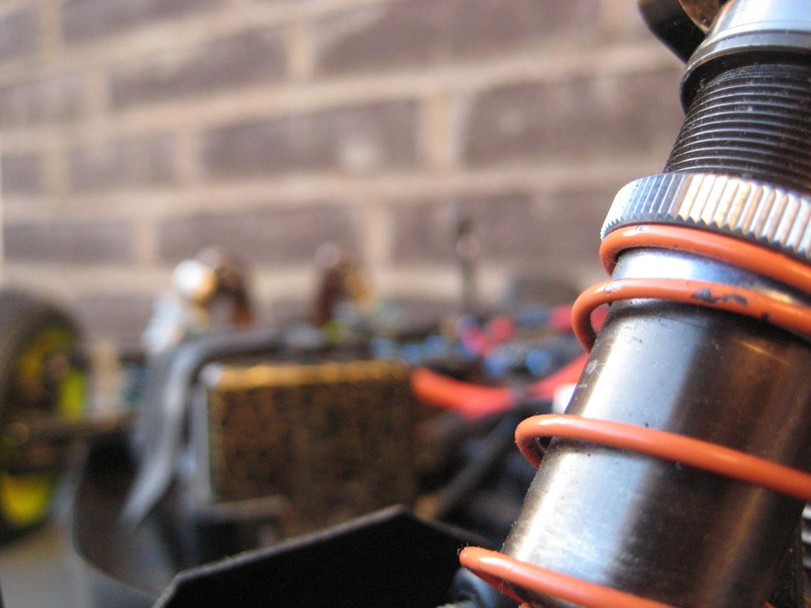 Buggy Kyosho MP9e TKI billede 14