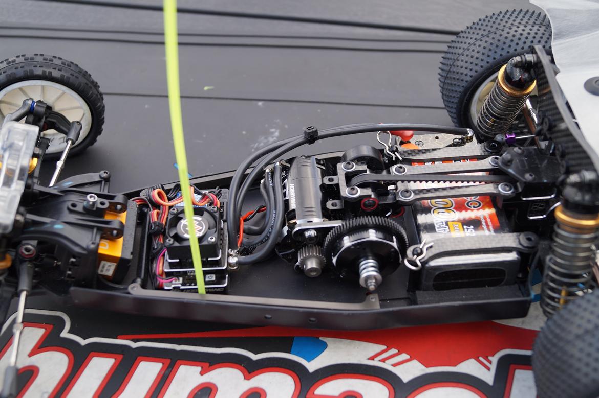 Buggy Schumacher Cougar KF2 billede 5