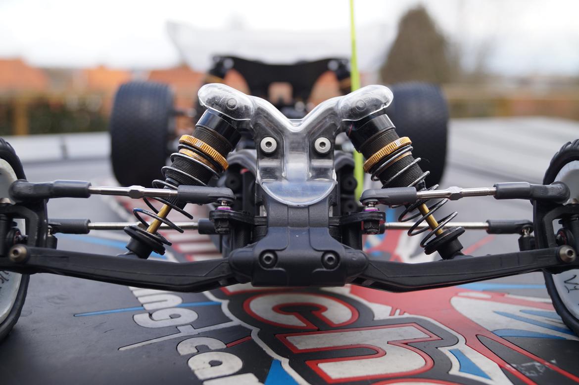 Buggy Schumacher Cougar KF2 billede 7